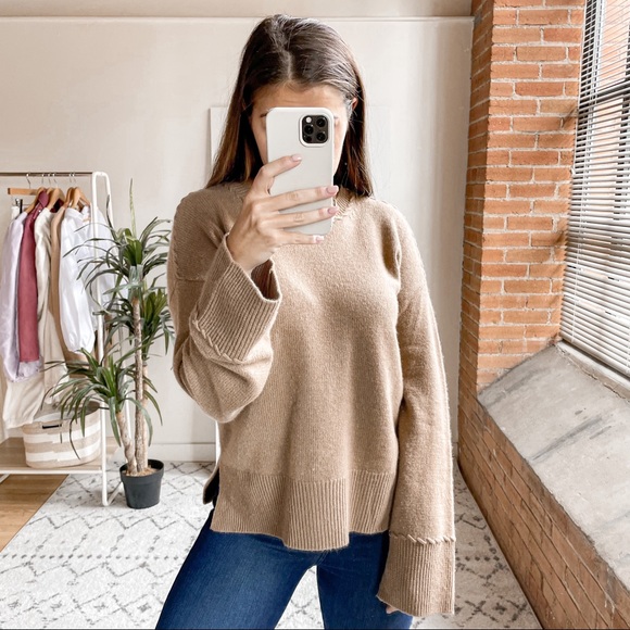 Theory Sweaters - Theory Cashmere Sweater Camel